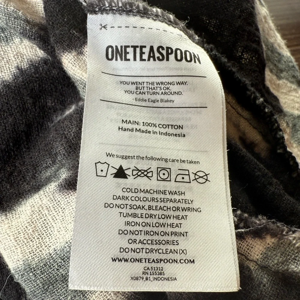 Free People/OneTeaspoon Black & Cream Santarini Peasant Blouse | Size XS - Picture 6 of 6